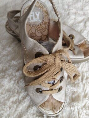 Fly London Metallic Silver Leather Wedge Sandals Lace Up Slingback EU 38 US 7.5